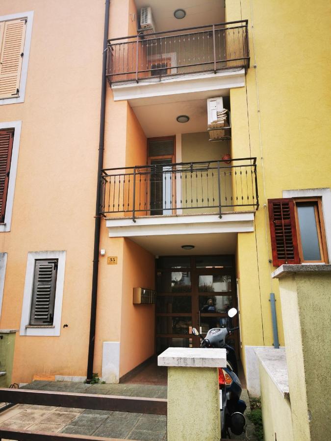 Апартаменты Santa Eufemia Rovinj 10Min Walk To City & Free Garage Parking Экстерьер фото